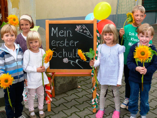 einschulungskinder-2015